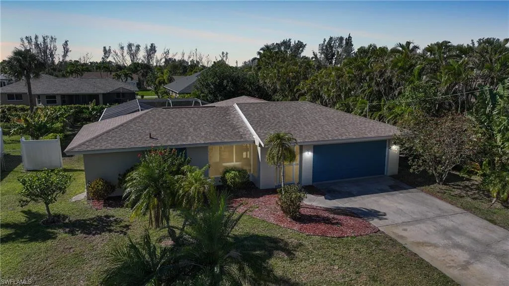 2404 16th ST, Cape Coral, FL 33990,225027078