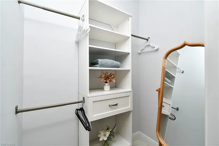 Master powder, room, and close closet