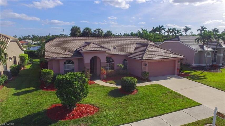 Prestine right from entry to this lovely home!