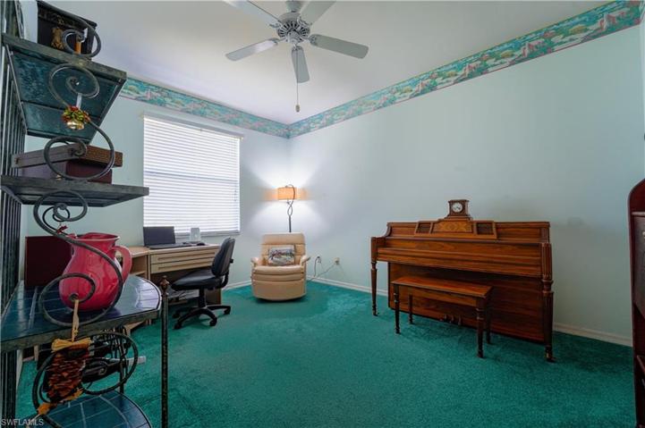3rd bedroom/office/den