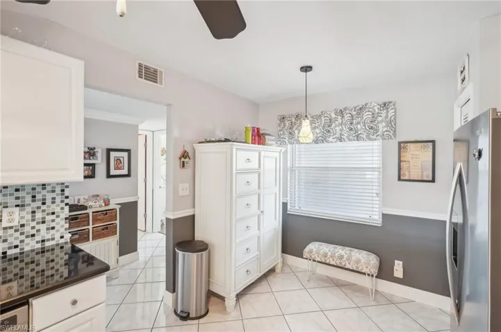 1343  Churchill  CIR, Naples, FL 34116