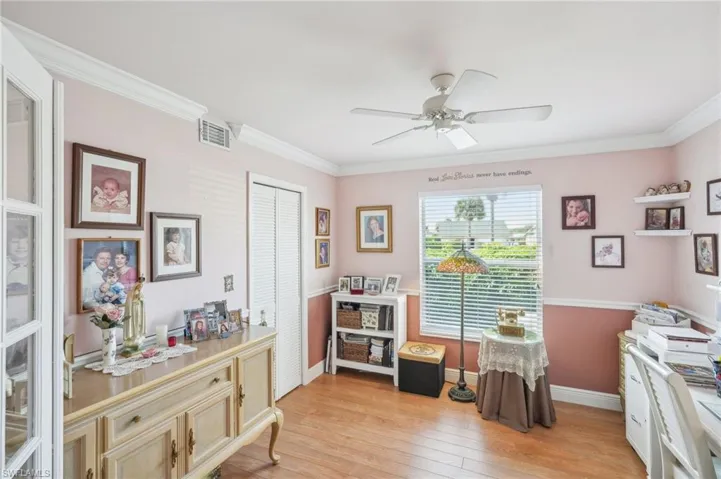 1343  Churchill  CIR, Naples, FL 34116