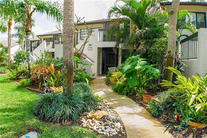 1804  Kings Lake  BLVD, Naples, FL 34112