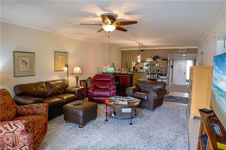 1804  Kings Lake  BLVD, Naples, FL 34112