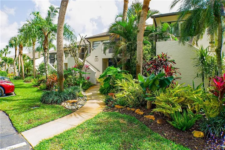 1804  Kings Lake  BLVD, Naples, FL 34112