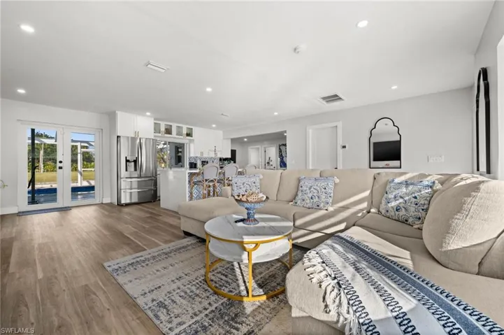 7200 Reymoor Dr, North Fort Myers, Florida 33917