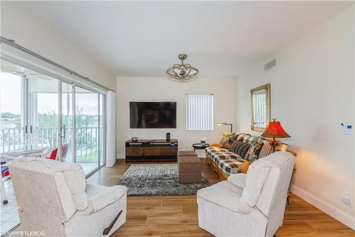 2671 Citrus Lake Dr E-201, Naples, Florida 34109
