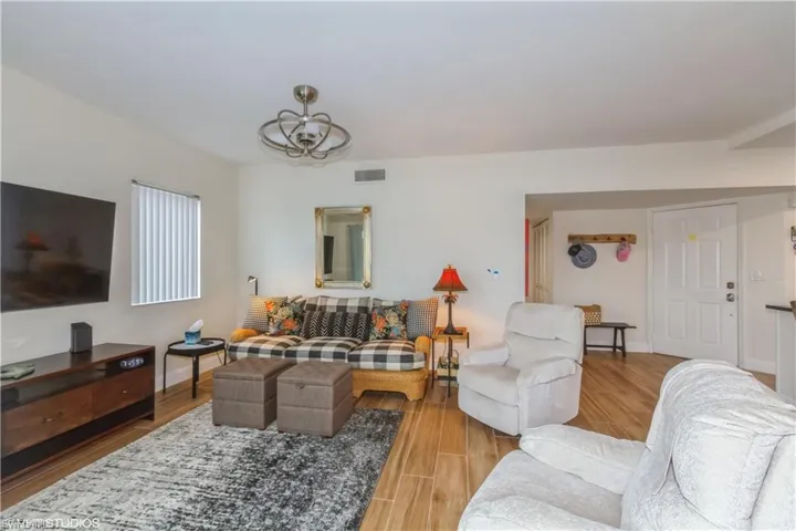 2671 Citrus Lake Dr E-201, Naples, Florida 34109