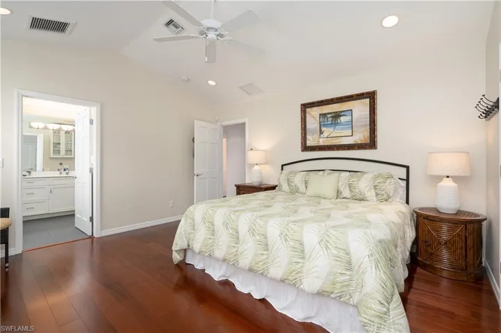 Upstairs Primary Bedroom