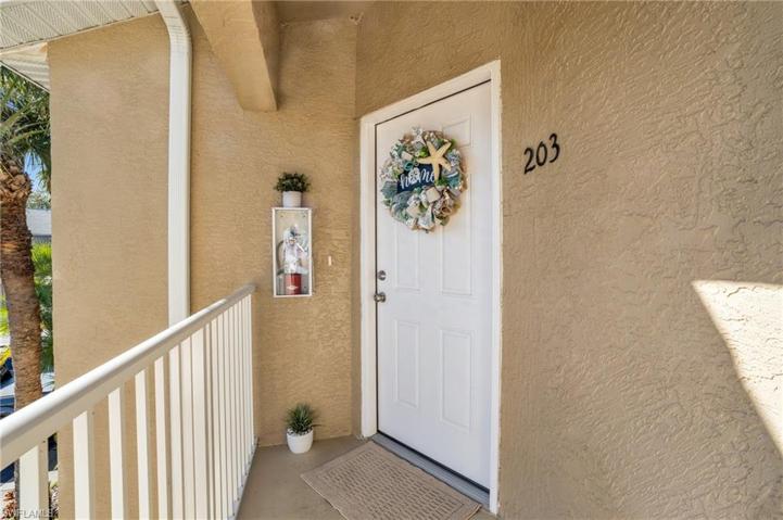 12061  Summergate  CIR, Fort Myers, FL 33913