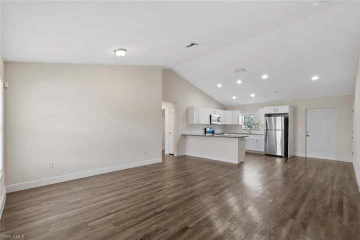 9018 Penny Cir, Labelle, Florida 33935