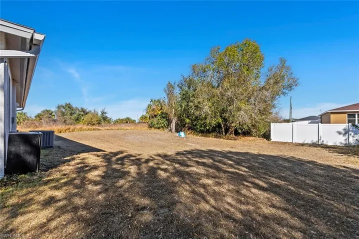 9018 Penny Cir, Labelle, Florida 33935