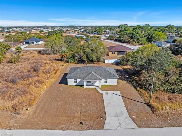 9018 Penny Cir, Labelle, Florida 33935