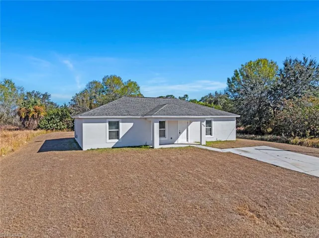 9018 Penny Cir, Labelle, Florida 33935