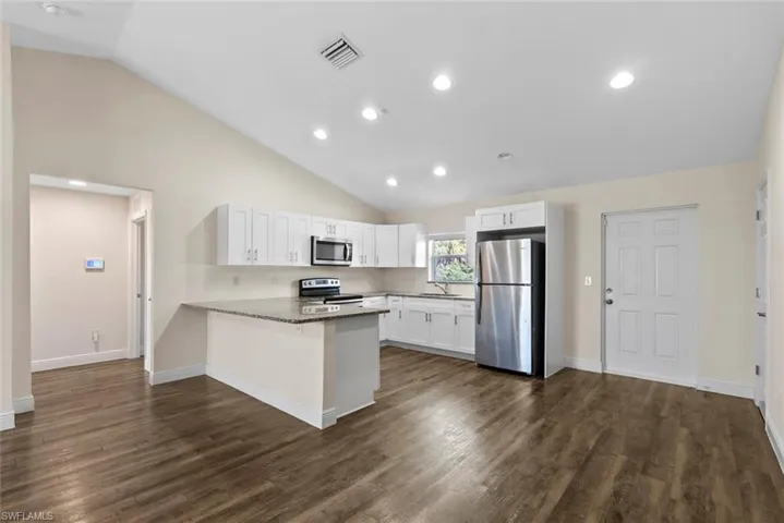 9018 Penny Cir, Labelle, Florida 33935