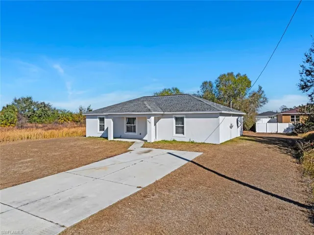 9018 Penny Cir, Labelle, Florida 33935