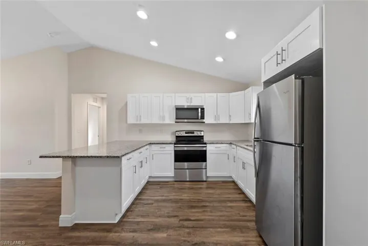 9018 Penny Cir, Labelle, Florida 33935