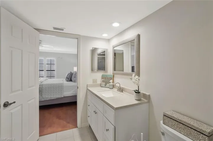 601  Augusta  BLVD, Naples, FL 34113