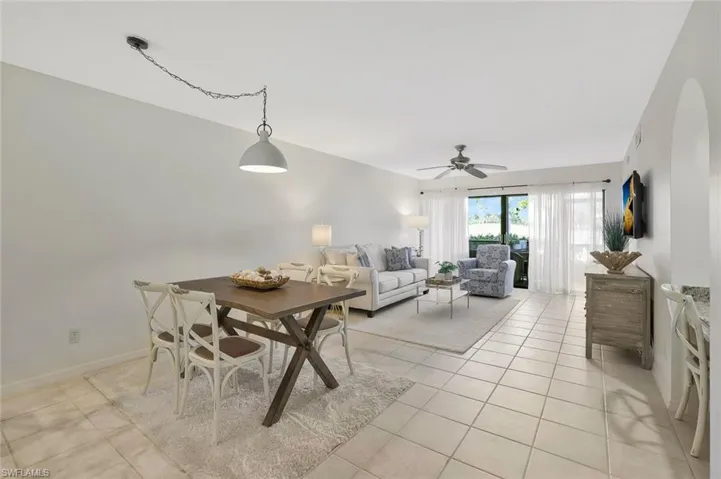 601  Augusta  BLVD, Naples, FL 34113