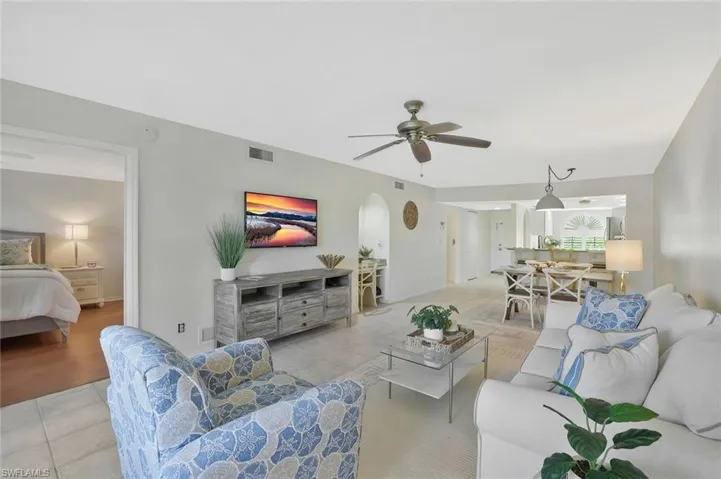601  Augusta  BLVD, Naples, FL 34113