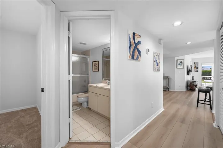 9828 Luna Cir # H104, Naples Fl 34109