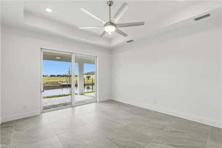 1241 33rd Ave, Cape Coral, Florida 33993