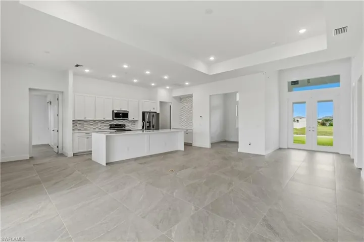 1241 33rd Ave, Cape Coral, Florida 33993