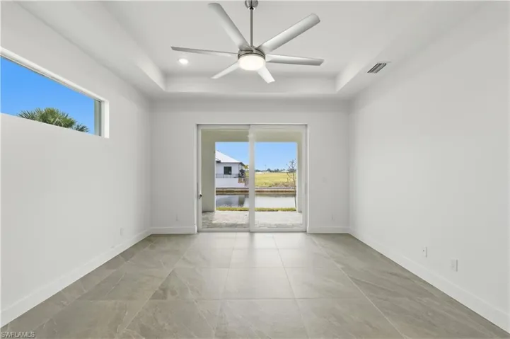 1241 33rd Ave, Cape Coral, Florida 33993