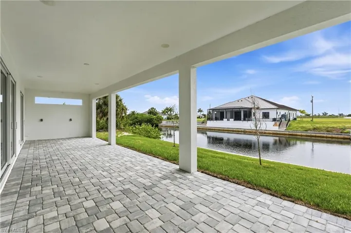 1241 33rd Ave, Cape Coral, Florida 33993