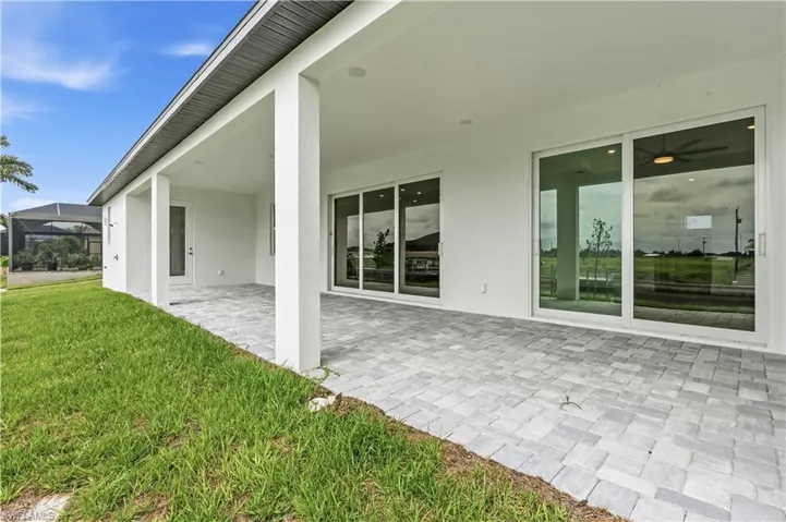 1241 33rd Ave, Cape Coral, Florida 33993