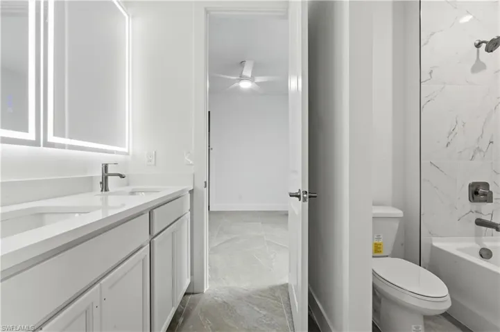 1241 33rd Ave, Cape Coral, Florida 33993