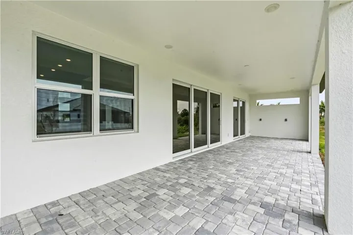1241 33rd Ave, Cape Coral, Florida 33993