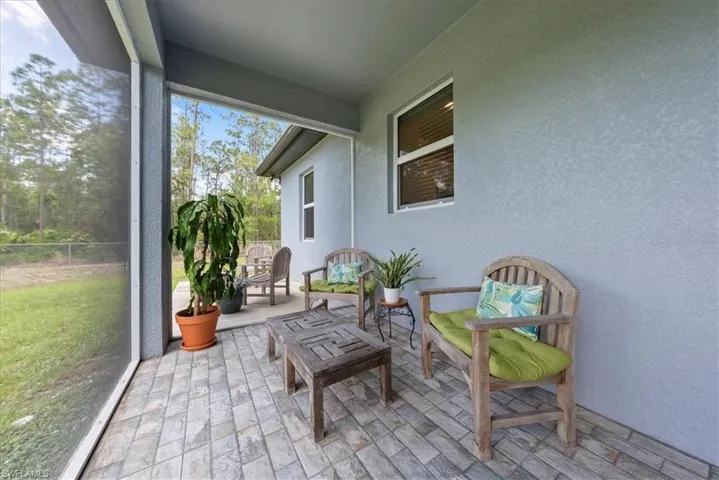 Southern facing lanai