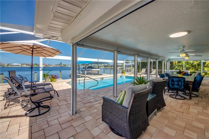 4944  Pelican  BLVD, Cape Coral, FL 33914