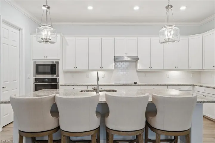 28004 Foxrock Ct, Bonita Springs, Florida 34135