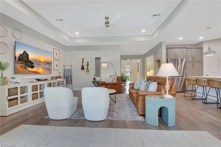 8517 S Lake Cir, Fort Myers, Florida 33908