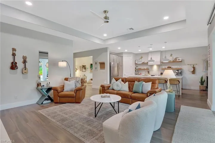 8517 S Lake Cir, Fort Myers, Florida 33908