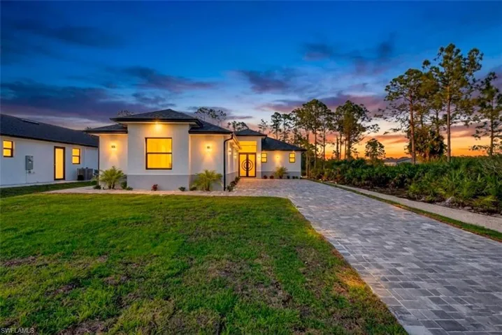 3565 43rd Ave Ne, Naples, Florida 34120