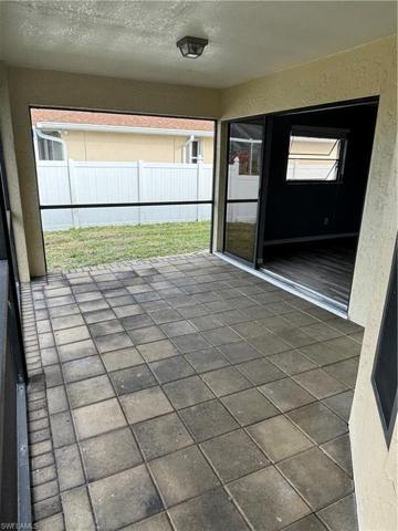 825 SW 40th  TER, Cape Coral, FL 33914