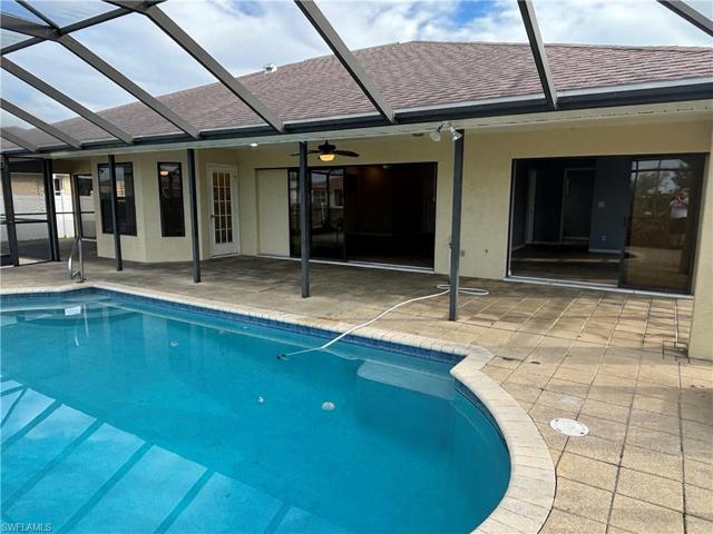 825 SW 40th  TER, Cape Coral, FL 33914