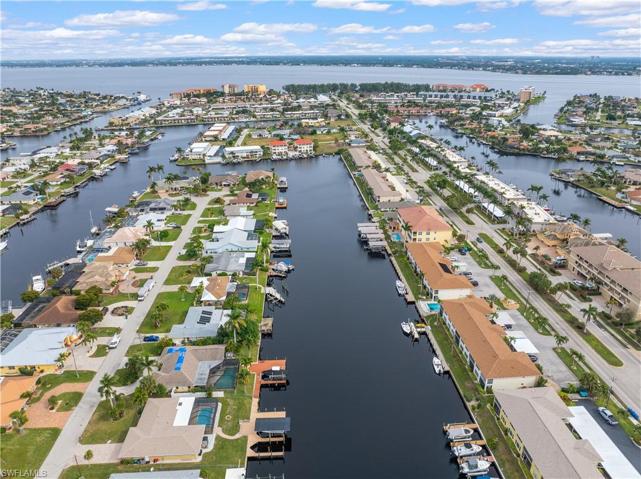 Excellent view of Condos and the river.