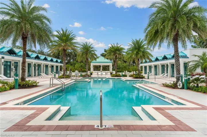 The Claridge Pool