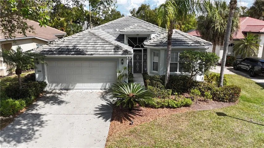 8300  Laurel Lakes  BLVD, Naples, FL 34119