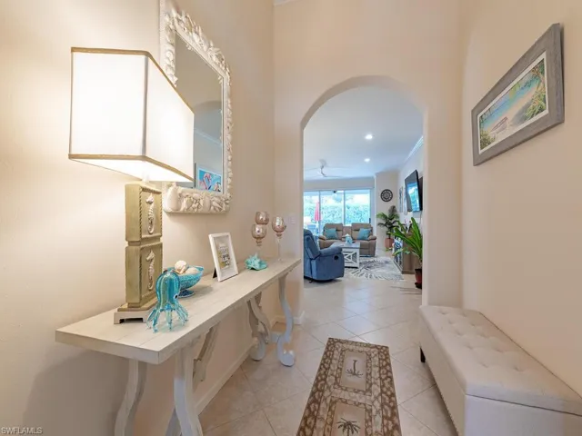8300  Laurel Lakes  BLVD, Naples, FL 34119