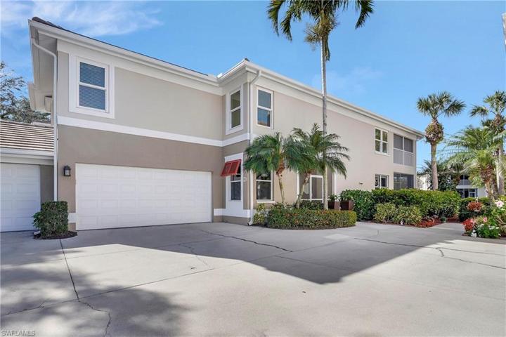 954 CARRICK BEND CIR # 102, NAPLES FL 34110