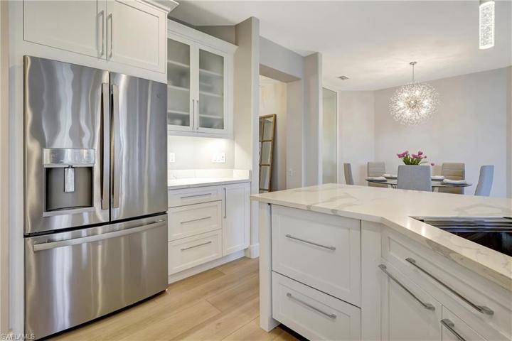 954 CARRICK BEND CIR # 102, NAPLES FL 34110