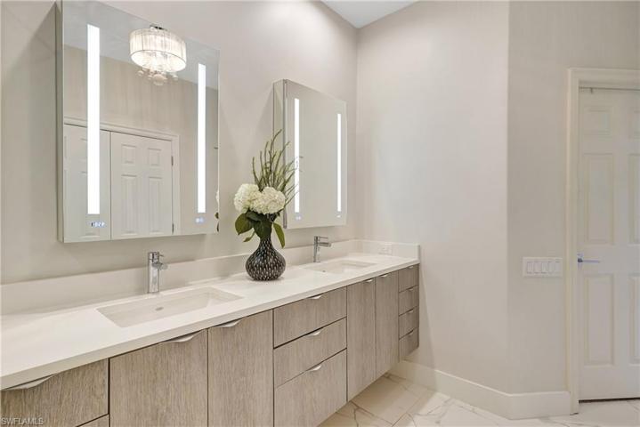 954 CARRICK BEND CIR # 102, NAPLES FL 34110