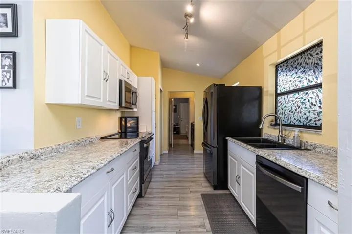 17328  Castile  RD, Fort Myers, FL 33967