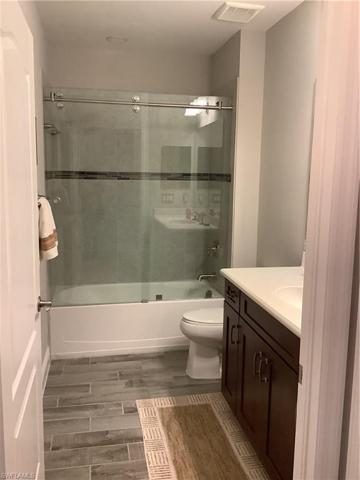 Large guest bathroom