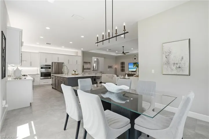 11644 Periwinkle Dr, Naples, Florida 34120